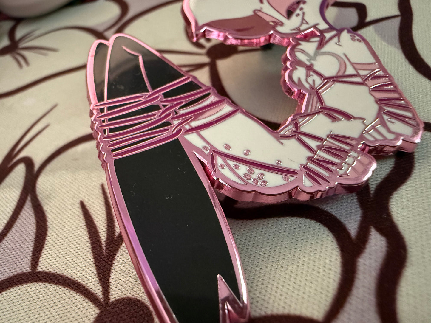 All Tied Up Spider Pin Pink Chrome