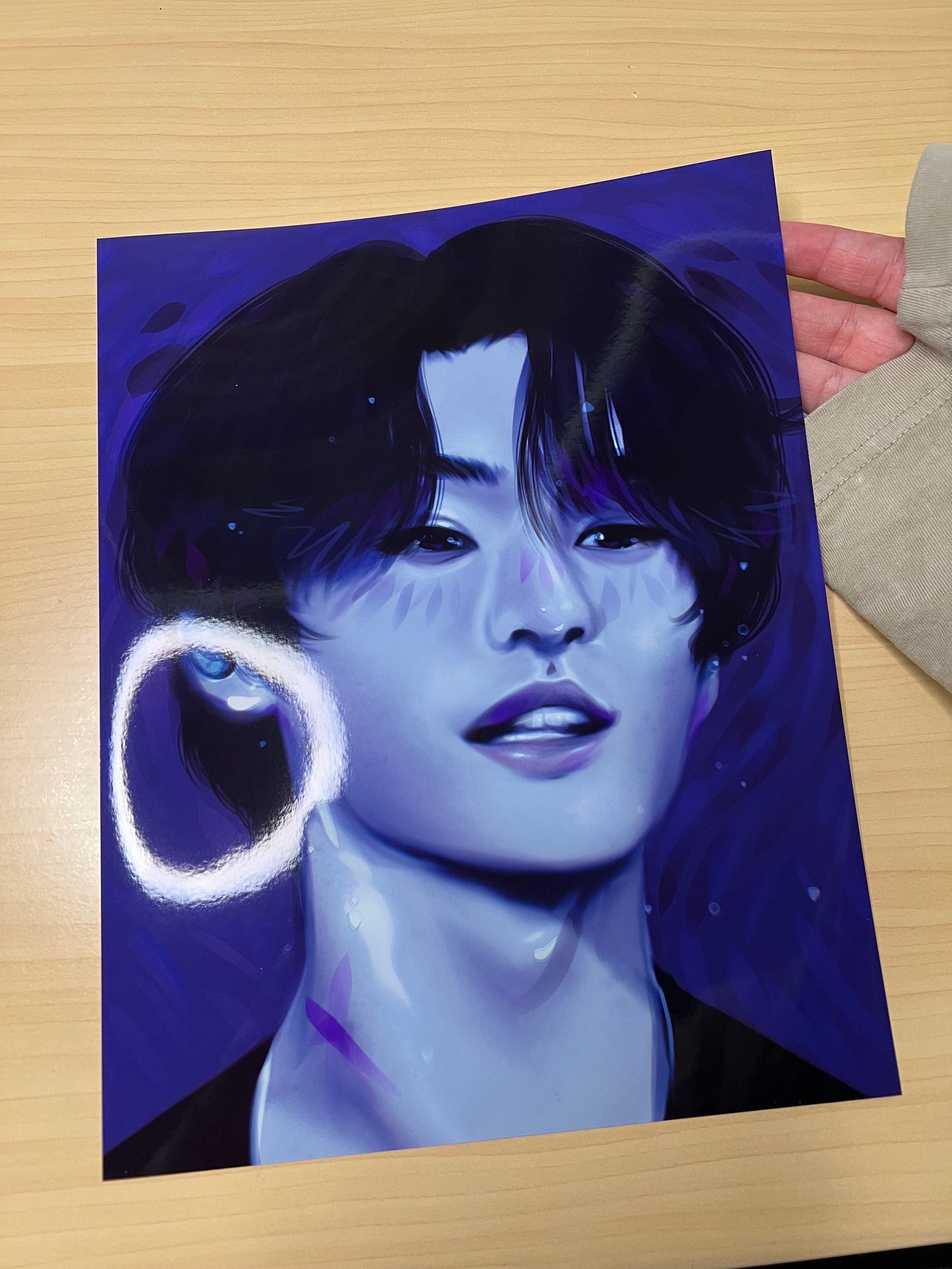 Purple Sparkle Boy Lee Know ~glossy print