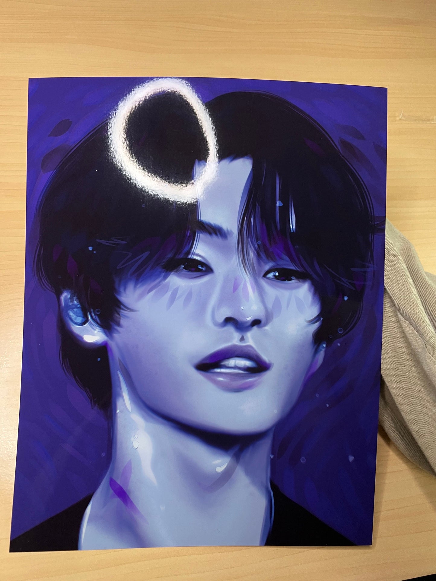 Purple Sparkle Boy Lee Know ~glossy print